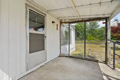 127 Lincoln Creek Road, Centralia, WA 98531 - Photo 6