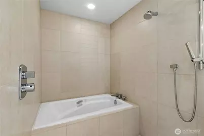 10000 Main Street #507, Bellevue, WA 98004 - Photo 20