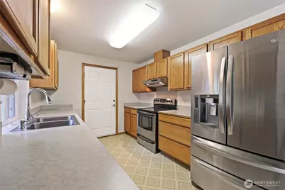 506 Nieland Loop SE, Rainier, WA 98576 - Photo 14