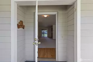 506 Nieland Loop SE, Rainier, WA 98576 - Photo 6