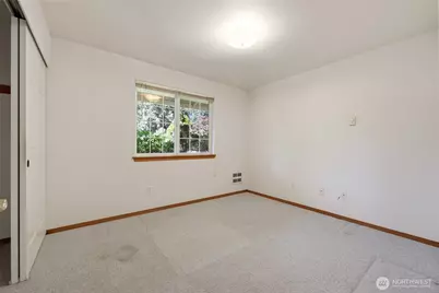 506 Nieland Loop SE, Rainier, WA 98576 - Photo 32