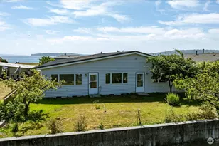 2169 Mariner Beach Dr, Oak Harbor, WA 98277 - Photo 32