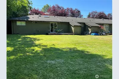 9618 Holly Drive, Everett, WA 98204 - Photo 2