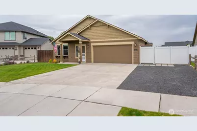 4521 W Wesley Place, Moses Lake, WA 98837 - Photo 2