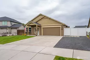 4521 W Wesley Pl, Moses Lake, WA 98837 - Photo 2