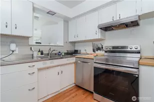 2043 Bethel St NE, Olympia, WA 98506 - Photo 10