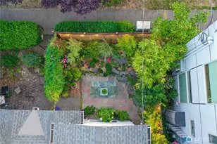 9426 Linden Ave N, Seattle, WA 98103 - Photo 30