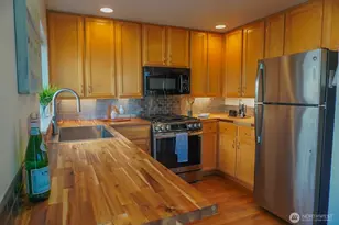 9426 Linden Ave N, Seattle, WA 98103 - Photo 10