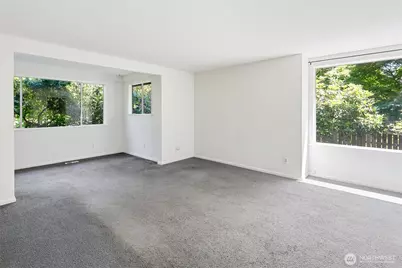 10045 10th Avenue SW, Seattle, WA 98146 - Photo 8