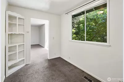 10045 10th Avenue SW, Seattle, WA 98146 - Photo 12