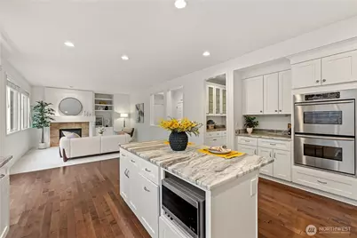 813 275th Place SE, Sammamish, WA 98075 - Photo 14