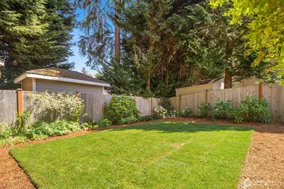 2714 232nd Place SE, Sammamish, WA 98075 - Photo 38