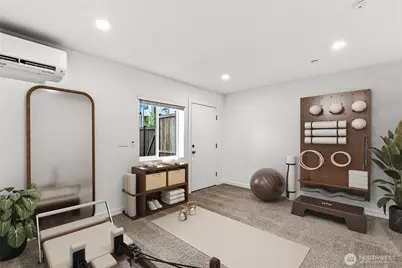16830 20th Avenue W #D7, Lynnwood, WA 98037 - Photo 6