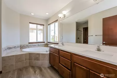 2406 43rd Avenue SE, Puyallup, WA 98374 - Photo 12