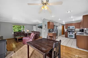 1219 Leahy Dr, Coupeville, WA 98239 - Photo 8