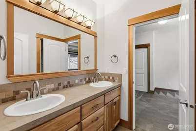 9419 185th Drive SE, Snohomish, WA 98290 - Photo 28