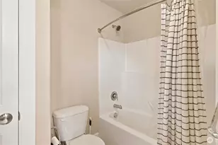 6706 Elaine Ave SE, Auburn, WA 98092 - Photo 32