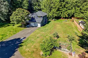 29676 Beach Dr NE, Poulsbo, WA 98370 - Photo 36