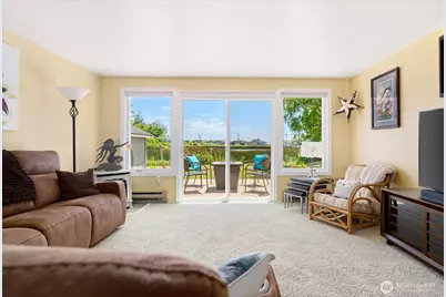 214 Lighthouse Way, Freeland, WA 98249 - Photo 8