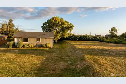 214 Lighthouse Way, Freeland, WA 98249 - Photo 6