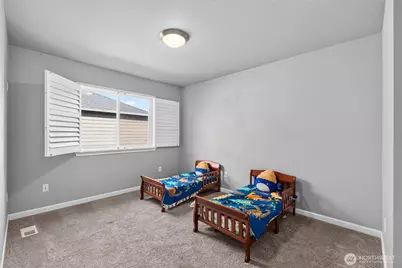 932 134th Street S, Tacoma, WA 98444 - Photo 18