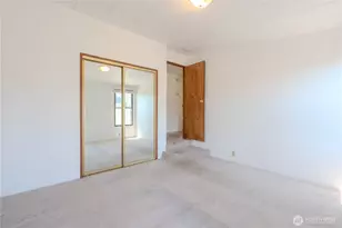 5900 64th St NE, Marysville, WA 98270 - Photo 12