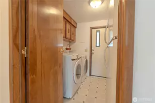 5900 64th St NE, Marysville, WA 98270 - Photo 10