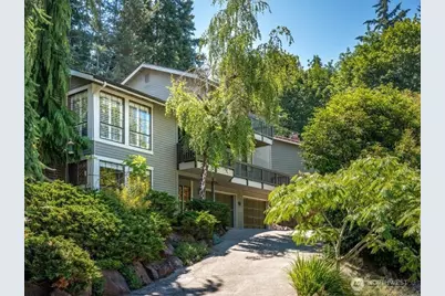 15812 71st Avenue NE, Kenmore, WA 98028 - Photo 1
