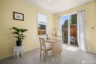 10543 Midvale Avenue N #A, Seattle, WA 98133 - Photo 8