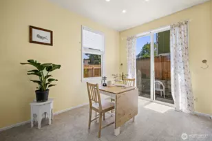 10543 Midvale Ave N, Seattle, WA 98133 - Photo 8