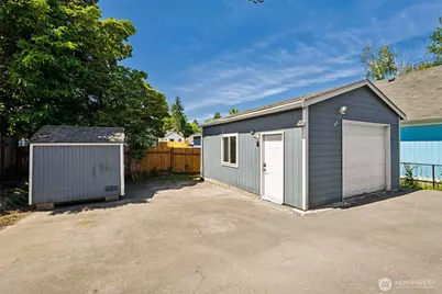 1011 Pennsylvania Avenue, Bremerton, WA 98337 - Photo 28