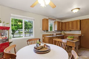 12264 156th Ave SE, Renton, WA 98059 - Photo 14