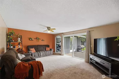 12264 156th Avenue SE, Renton, WA 98059 - Photo 16