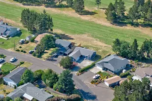 1405 314th Pl, Ocean Park, WA 98640 - Photo 4