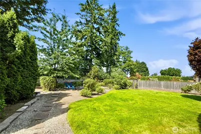 14225 SE 44th Street, Bellevue, WA 98006 - Photo 30