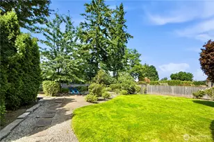 14225 SE 44 St, Bellevue, WA 98006 - Photo 30