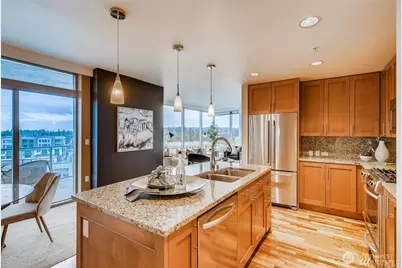 10610 NE 9th Place #1507, Bellevue, WA 98004 - Photo 4