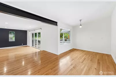 12456 SE 27th Street, Bellevue, WA 98005 - Photo 8