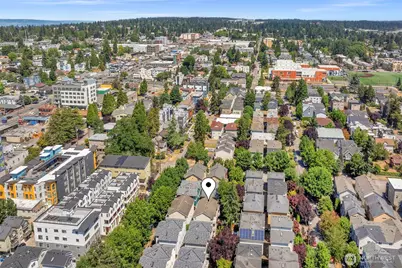 8548 Midvale Avenue N #B, Seattle, WA 98103 - Photo 32