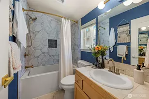 8548 Midvale Ave N, Seattle, WA 98103 - Photo 26
