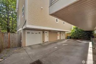 8548 Midvale Ave N, Seattle, WA 98103 - Photo 28