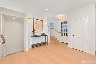 3111 W Mansell St, Seattle, WA 98199 - Photo 2