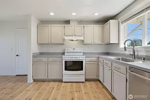 3404 Mc Hugh Pl, Enumclaw, WA 98022 - Photo 6