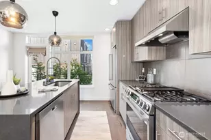 2233 Minor Ave, Seattle, WA 98102 - Photo 14