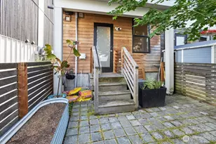 2233 Minor Ave, Seattle, WA 98102 - Photo 10