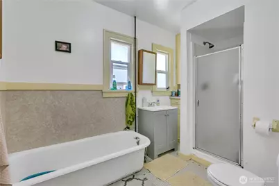 13025 Ambaum Boulevard SW, Burien, WA 98146 - Photo 14