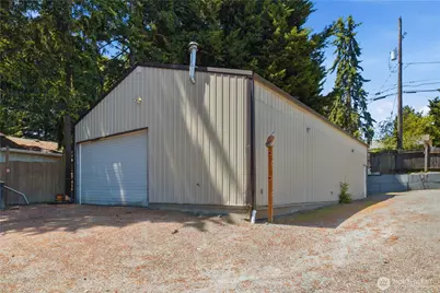 13025 Ambaum Boulevard SW, Burien, WA 98146 - Photo 28