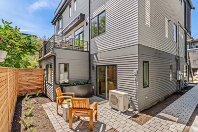 4460 Midvale Avenue N, Seattle, WA 98103 - Photo 32