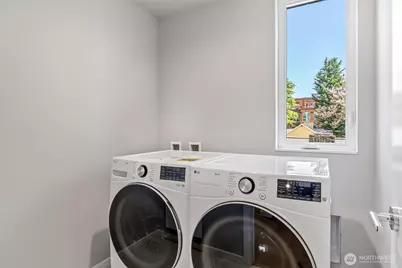 4460 Midvale Avenue N, Seattle, WA 98103 - Photo 26