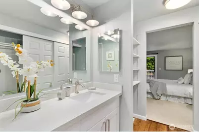9908 NE 124th Street #906, Kirkland, WA 98034 - Photo 6